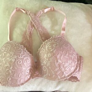 👙 PRETTY  LACE Women's Bra  Halter  
Back Straps   SZ 38 D